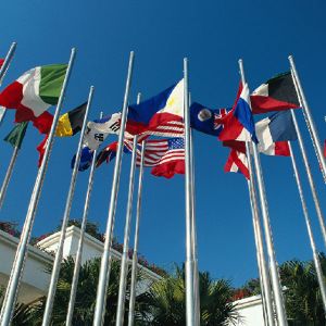 ผืนธงชาติ หรือผืนธง (สำหรับแขวน),ผ้าโพลีเอสเตอร์, รองรับการพิมพ์โดยผู้ใช้งาน  ขนาด 5.25´ x 7.87´ เบอร์ 2# ---5.25´ x 7.87´ 2# Hanging World National Flag Banner 