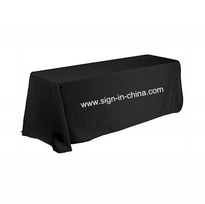 ผ้าคลุมโต๊ะ  รูปทรงสี่เหลี่ยม ,ด้านยาว 8 ฟุต(4) (พร้อมกำหนด การพิมพ์ สัญญาลักษณ์ ได้เองโดยผู้ใช้งาน  บนผ้าสีดำ)---8ft(4) Full Length Sides Rectangular Table Throws with Custom Logo Imprint On Black