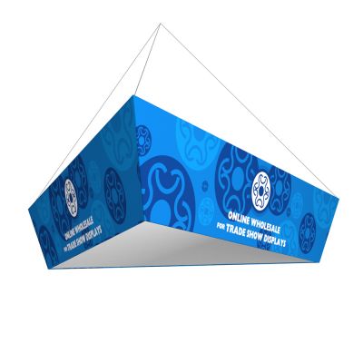 สแตนแบบแขวนทรง 3 เหลี่ยมพร้อมแผ่นป้ายกราฟฟิคสำหรับงานแสดงสินค้า (Tapered Triangle Tension Fabric Hanging Sign Tradeshow Display with Graphic)