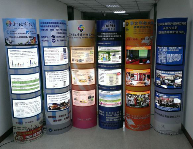 ECO Foldable Quick Installation Paper Bespoke Graphics Four-layer Light Box Cardboard Column for Promotion High Quality